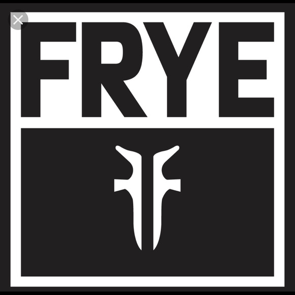 Meet your Posher, Lucky OFFERS WELCOMED‼️ - Picture 4 of 6